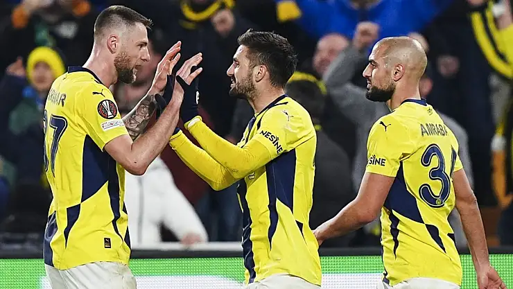 Fenerbahçe evinde coştu! Rövanşa eli rahat gidiyor