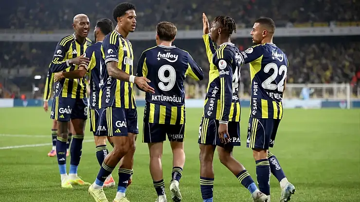 Fenerbahçe, Fatih Karagümrük'ü İki Golle Geçti