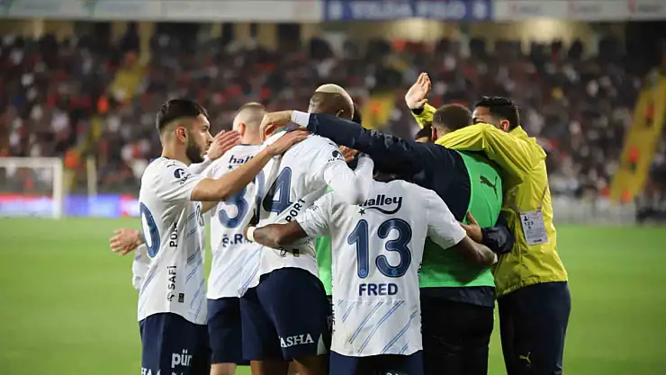 Fenerbahçe Geri Döndü: Gaziantep FK'yı 3-1'le Geçti