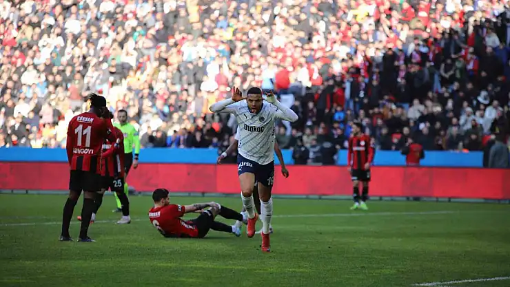 Fenerbahçe, Türkiye Kupası'nda 3'te 3 yaparak çeyrek finale yükseldi