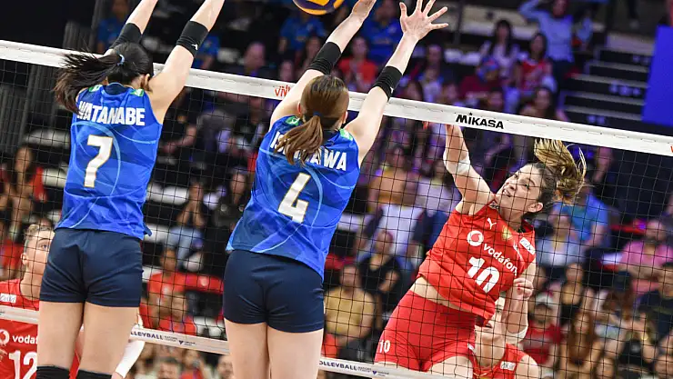 Filenin Sultanları Japonya'ya 3-2 Mağlup Oldu