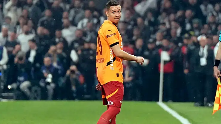 Frankowski, satın alma opsiyonuyla birlikte Rennes'e kiralandı