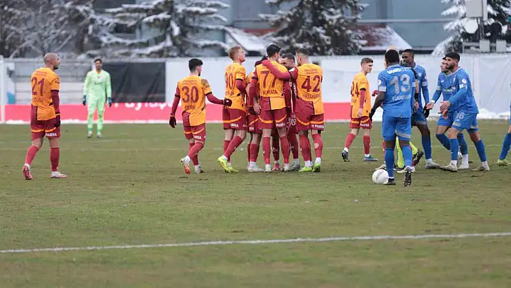 Galatasaray, Boluspor'u 4-1 ile Farklı Geçti!