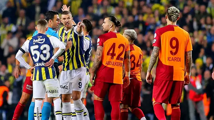 Galatasaray - Fenerbahçe Derbisini Yabancı Hakem Yönetecek