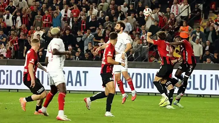 Gaziantep FK : 3 -  Antalyaspor: 2