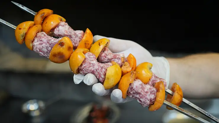 Gaziantep'te yenidünya kebabı sezonu başladı