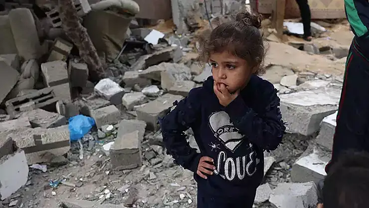 Gazze'de her gün en az 10 çocuk bacağından oluyor