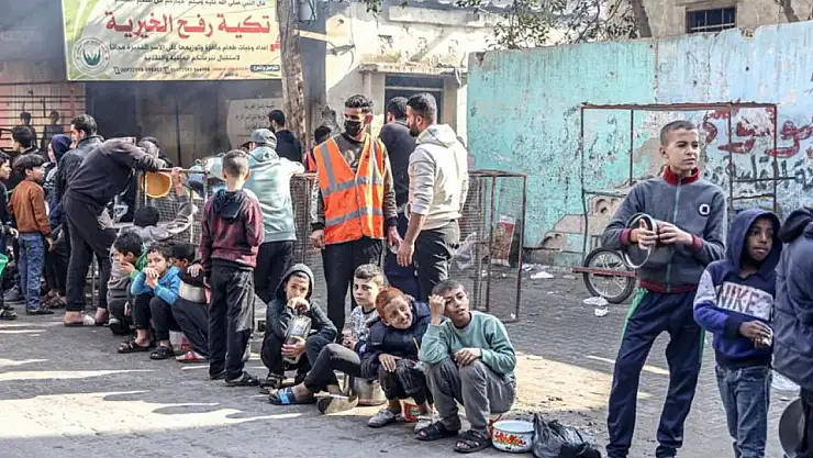 Gazze Şeridi'nde 2,2 milyon kişi kıtlıkla karşı karşıya