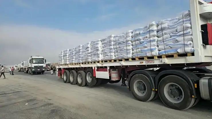 Gazze'ye yardım tırları girdi, ancak dağıtım yapılmadı