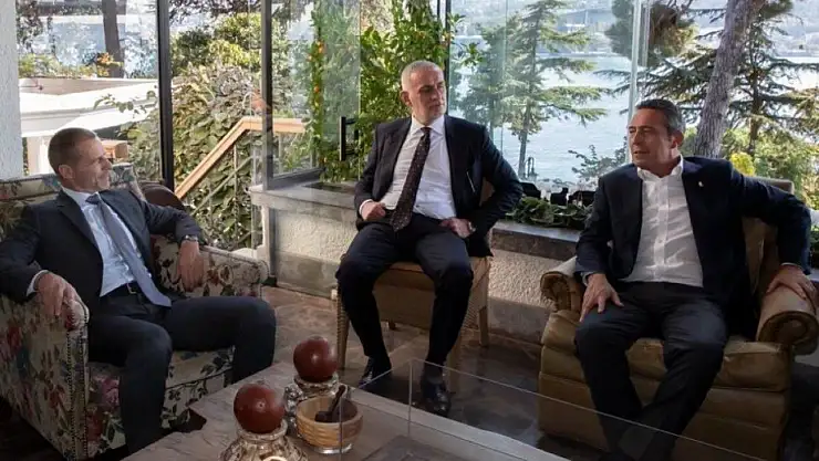 Hacıosmanoğlu ve Ali Koç'un UEFA Başkanı Ceferin İle Buluşmasındaki Oturma Düzeni Gündem Oldu