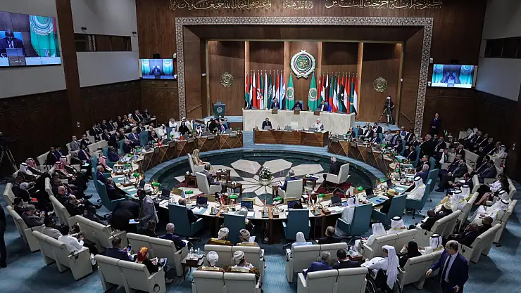 Hakan Fidan Arap Ligi'nde Konuşurken Suriye Heyeti Neden Salonu Terk Etti? İşte Tüm Detaylar!