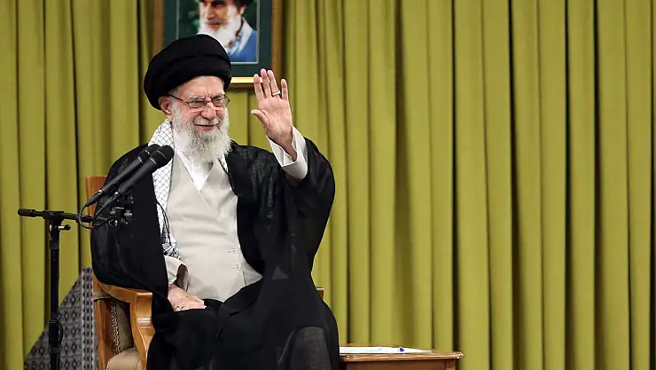 Hamaney'den ABD'ye Sert Tepki Bizi Kendilerine Muhtaç Hale Getirmek İstiyorlar