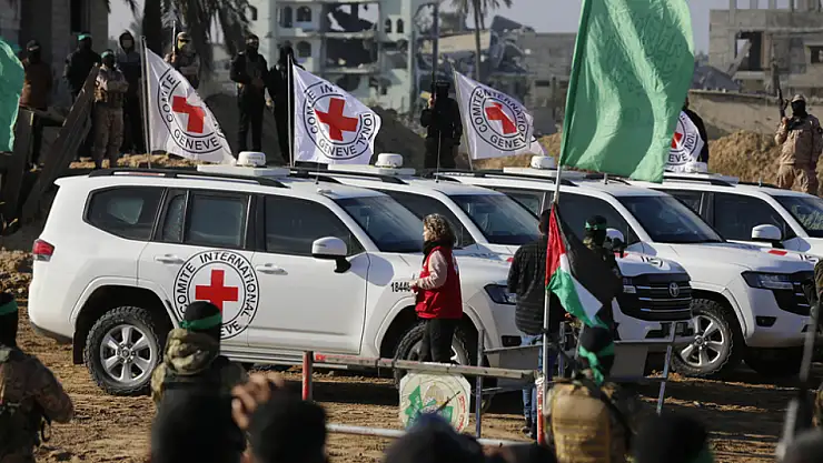 Hamas ile İsrail arasındaki dördüncü tur esir takasında 183 Filistinli serbest bırakıldı