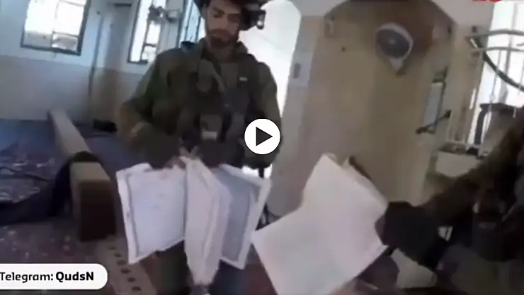 Hamas'tan İslam Dünyasına Çağrı: 'Bari Kutsalınızı Koruyun!' İsrail Askerleri Kuran'ı Yırtmıştı