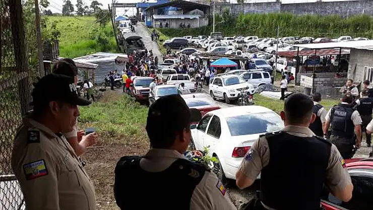 Hapishaneden 48 mahkum firar etti