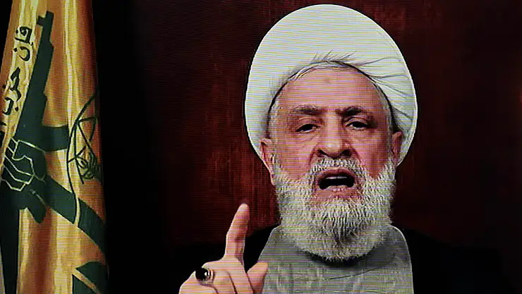 Hizbullah lideri Kasım'dan İsrail'e tehdit