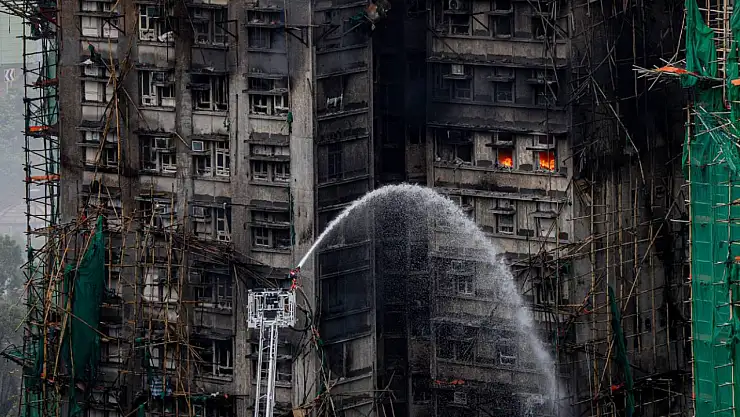 Hong Kong'daki gökdelen yangınında can kaybı 146'ya yükseldi