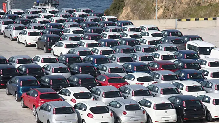 İkinci el otomobil satışlarındaki uygulama uzatıldı