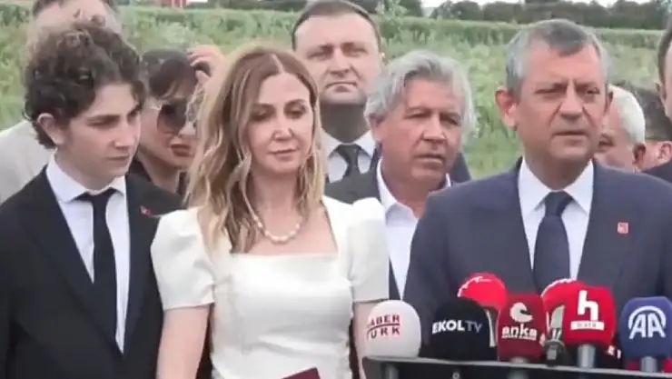 İPA Başkanı Buğra Gökçe Cezaevinde Evlendi! Nikah Şahidi Olan Özgür Özel'den Kritik Açıklamalar