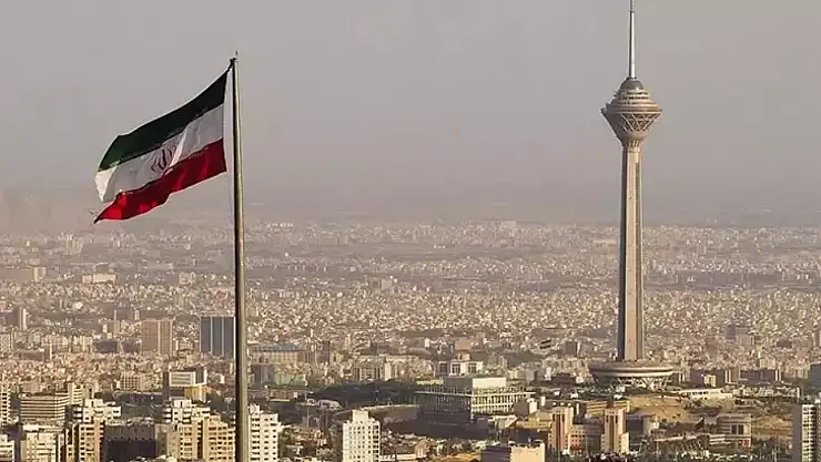 İran: İsrail'in Saldırılarında 935 Kişi Hayatını Kaybetti