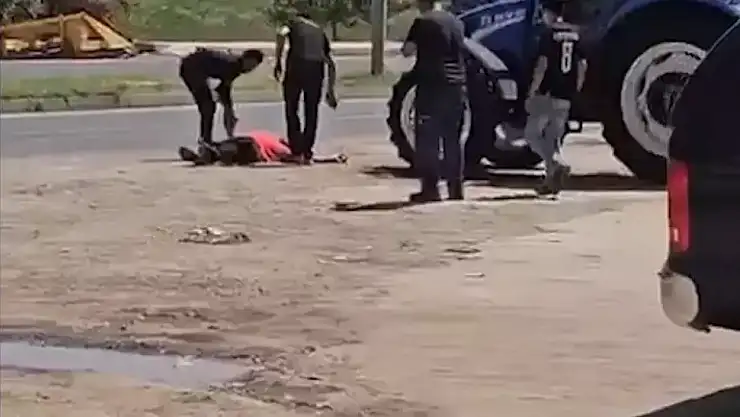 İş yerinden çıkışta tabancayla vuruldu