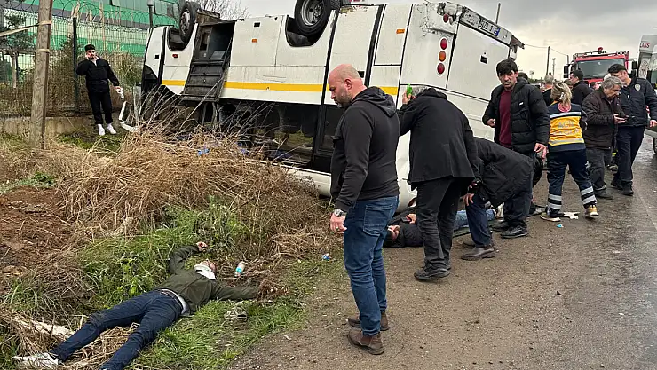 İşçi servisi minibüsü takla attı