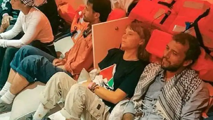 İsrail 20 gemiye el koydu: Küresel Sumud Filosu'ndaki aktivistleri gözaltına aldı!