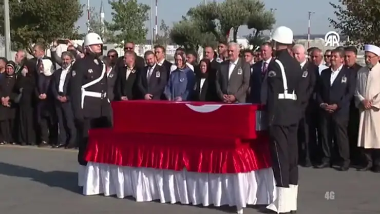 İsrail'in Katlettiği Türk Aktivist Ayşenur Eygi'nin Naaşı İstanbul'da