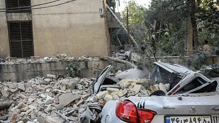 İsrail'in Saldırıları Sonucu Doğu Azerbaycan Eyaletinde 8, Tahran'da 78 Kişi Öldü