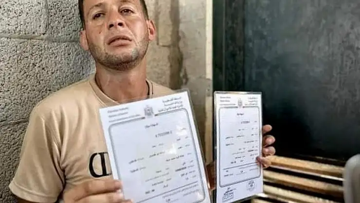 İsrail Saldırısında Bebeklerini Kaybeden Filitinli Baba İçin Uluslararası Sesler Yükseliyor