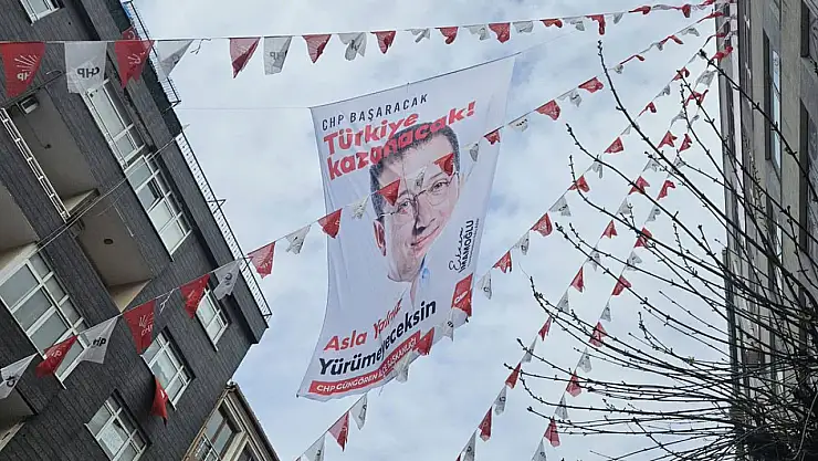 İstanbul Başsavcılığı'ndan Belediye Başkanlarının Afişlerine Toplatma Kararı