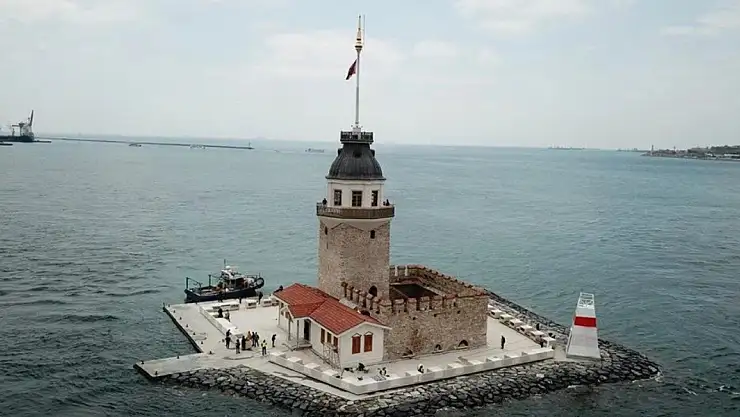 İstanbul Boğazı'nın İncisi Kız Kulesi, Yeniden Ziyarete Açıldı