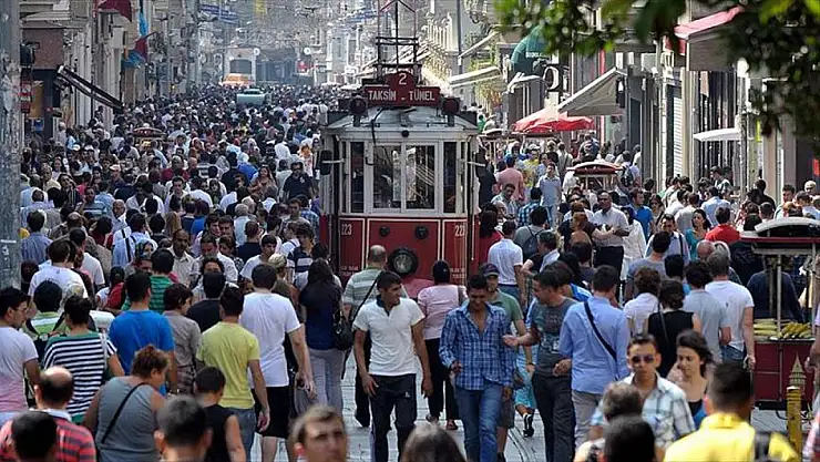 İstanbul'da dört kişilik ailenin yaşam maliyeti 85 bin 450 lira'ya yükseldi