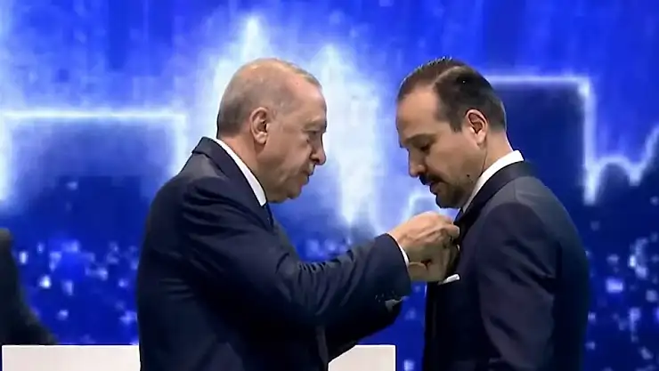 İYİ Parti'den İstifa Eden Kürşad Zorlu, AK Parti'ye Katıldı! Zorlu'dan İlk Açıklama