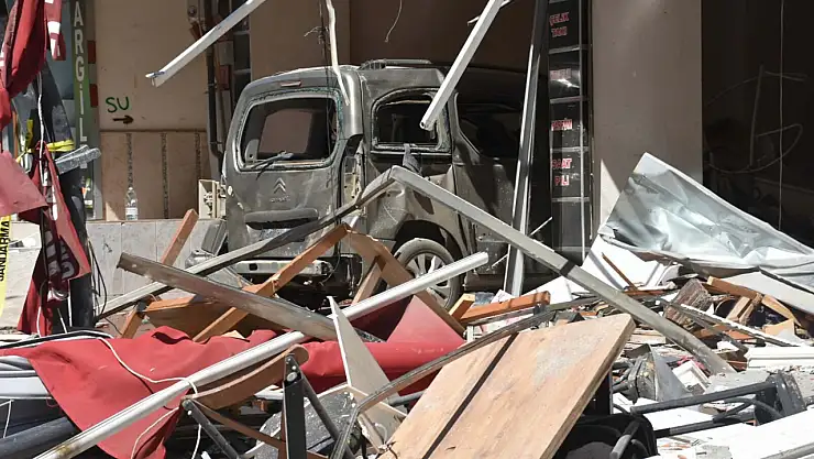 İzmir'deki Patlamaya Yönelik Hasar Tespit Çalışması Başladı