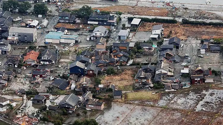 Japonya'da depremin bilançosu artıyor
