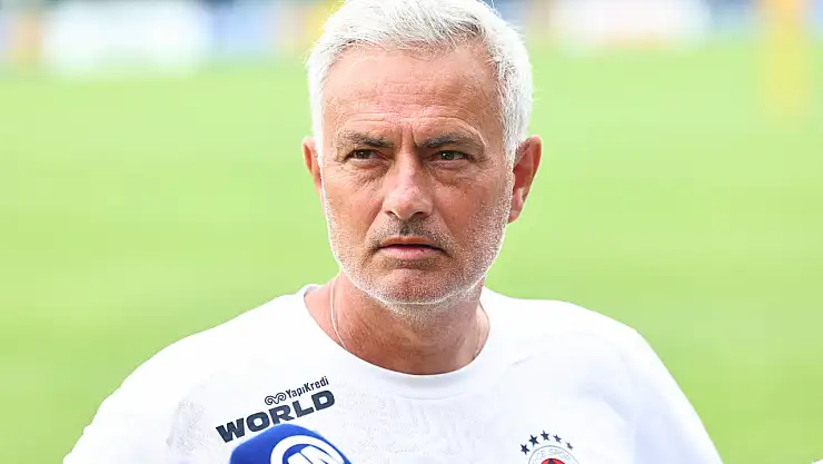 Jose Mourinho Umutvari Konuştu: Amacımız milyonlarca Fenerbahçeli bekledikleri mutlulukları vermek