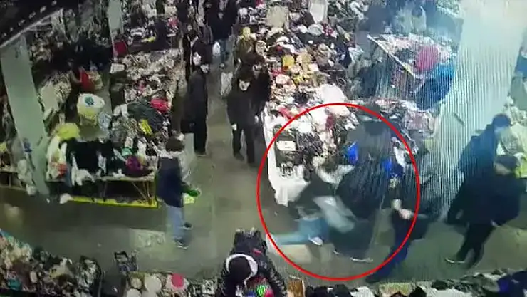 Kadıköy'de bıçaklı saldırıya uğrayan İtalyan şefin oğlu hastanede yaşam mücadelesini kaybetti