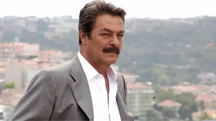 Kadir İnanır Neden Yoğun Bakıma Kaldırıldı? Kadir İnanır'ın Sağlık Durumu Nasıl?