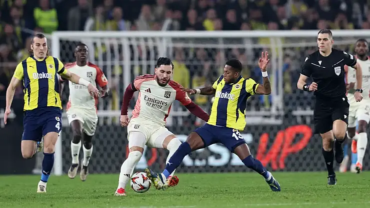 Kanarya Lyon'u elinden kaçırdı! Fenerbahçe 0-0 Lyon