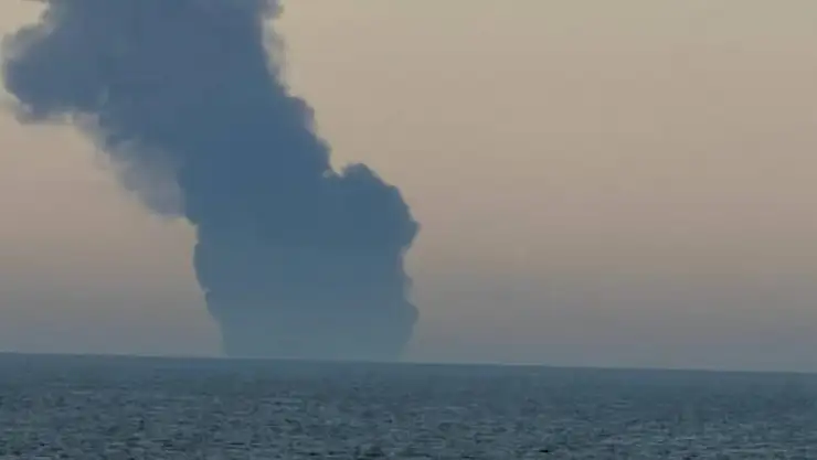 Kandıra açıklarında gemi yangını: Çok sayıda ekip sevk edildi