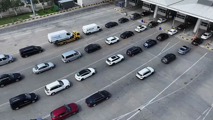 Kapıkule Sınır Kapısı'nda Yoğunluk