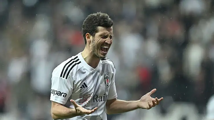 Kara Kartal'dan evinde şok yenilgi! Bir darbe de Alanyaspor'dan