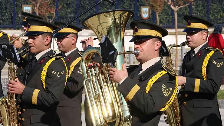 Kara Kuvvetleri Bandosu CHP'nin Seçim Zaferini Kutladı mı?