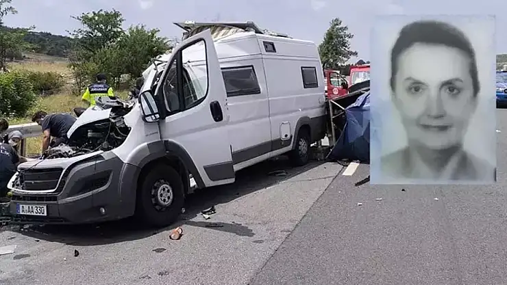 Karavan,  kamyona çarptı 1 ölü, 1 yaralı