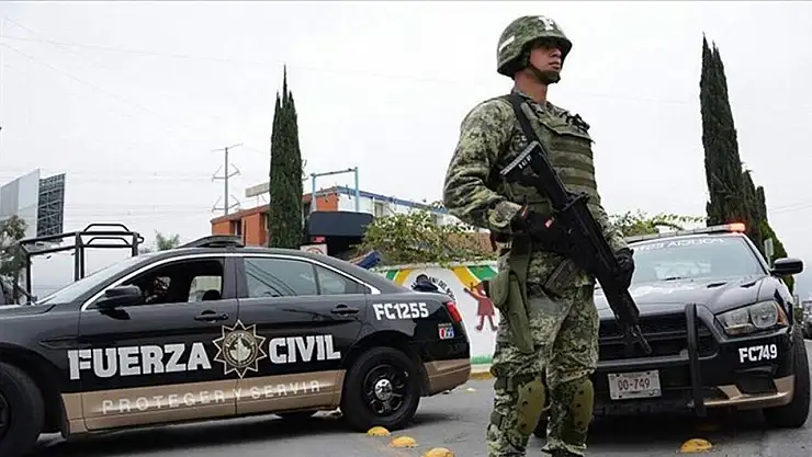 Kartel üyeleri ve güvenlik güçleri arasında çatışma: 12 ölü