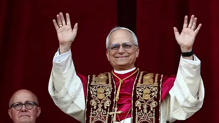 Katolik Dünyasının Yeni Papası ABD'li Kardinal Francis Prevost