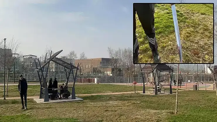 Kavgayı ayırmaya çalışan güvenlik görevlisi, döner bıçağıyla yaralandı