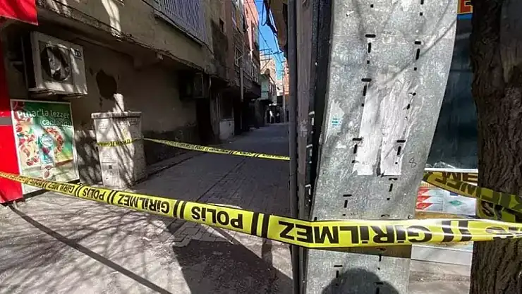 Kayınpederi, tartıştığı gelinini tabancayla öldürdü