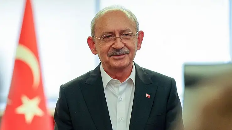 Kemal Kılıçdaroğlu'ndan 'Kurultayda aday olacak mısınız?' sorusuna yanıt: 'İmza 800'ü geçseydi'